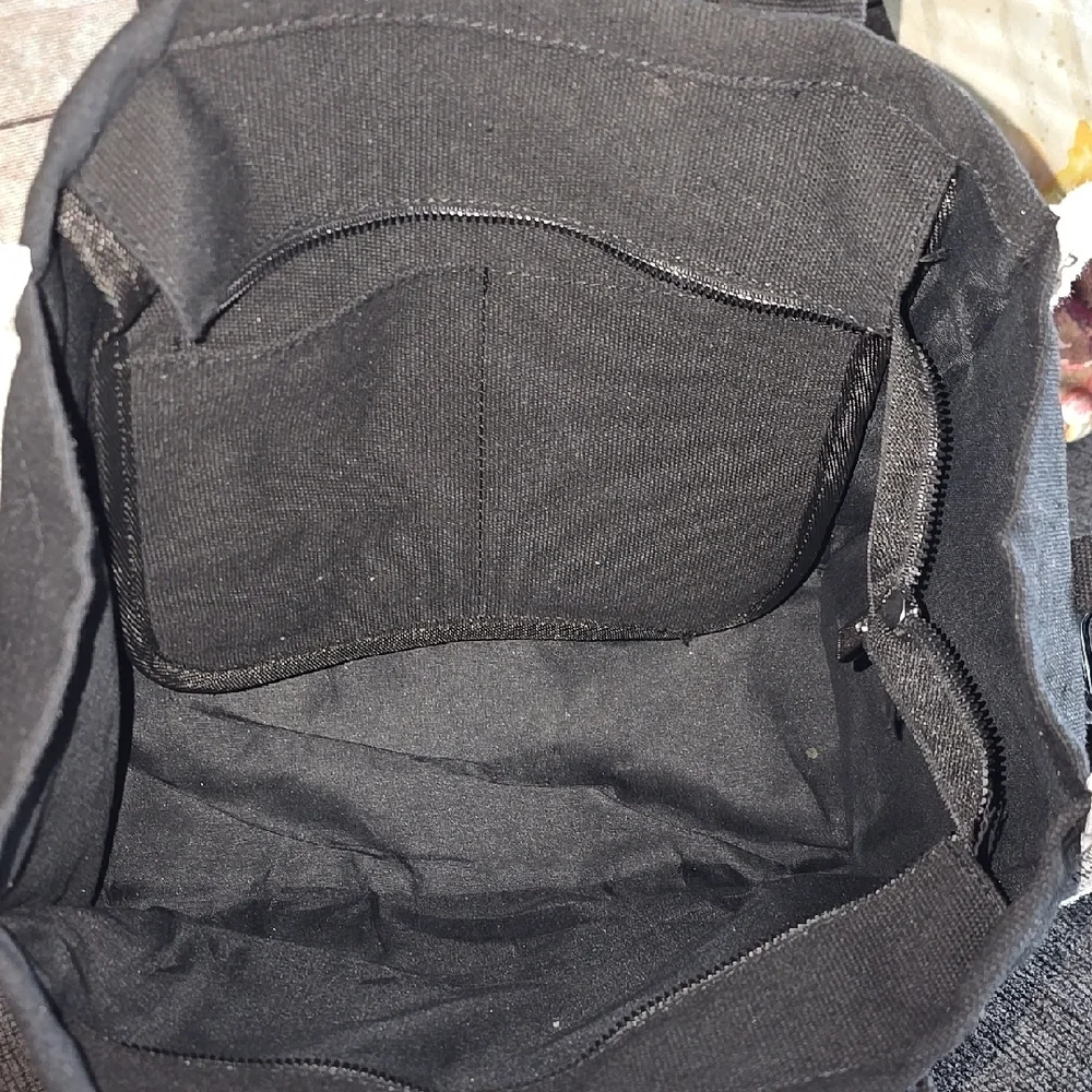 Black and Cream Tote Bag - Picture 5 of 8